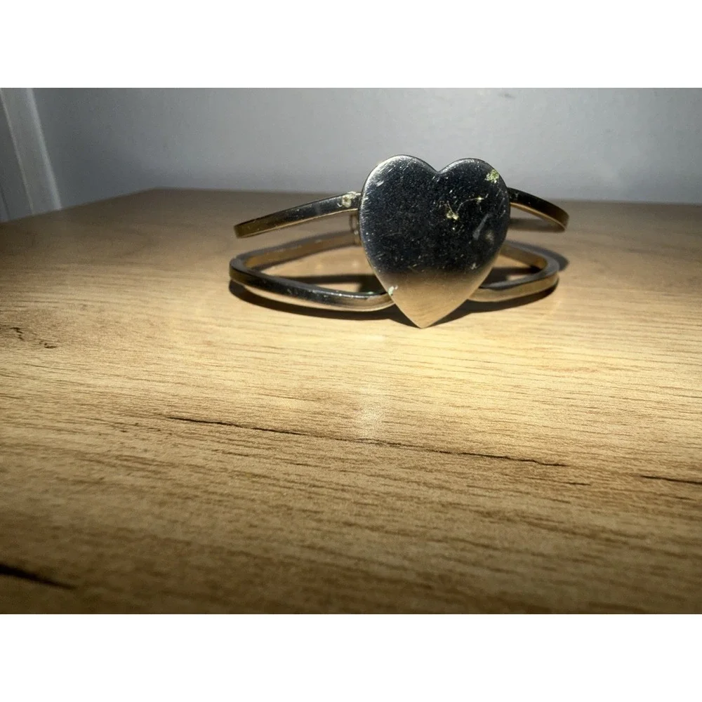 Vintage Heart Bangle Bracelet Clamper Silver Tone